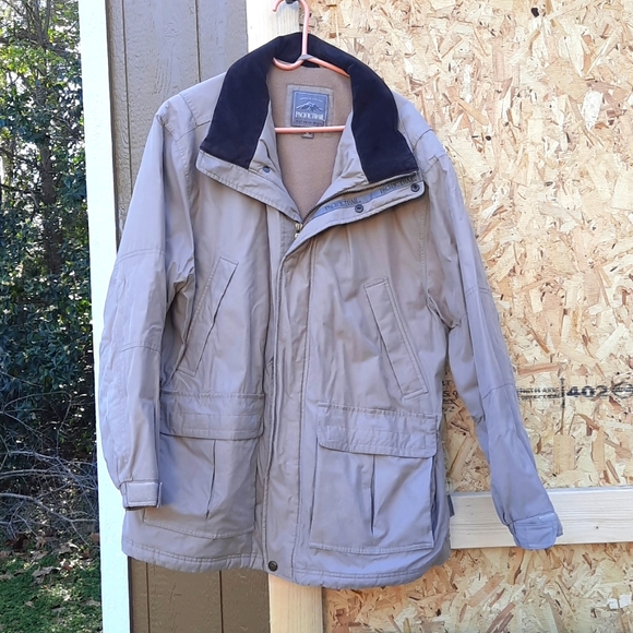 Mens coat - Picture 1 of 2